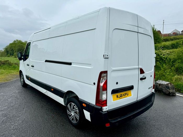 Renault Master 2021