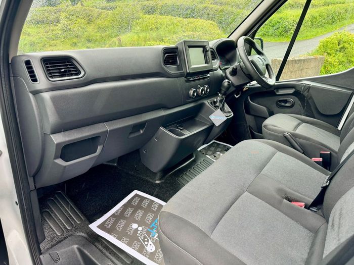 Renault Master 2021