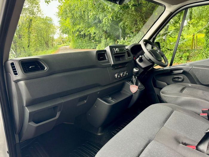 Vauxhall Movano 2021