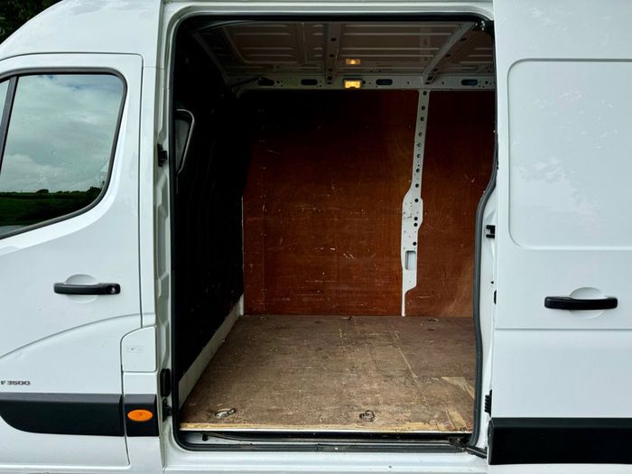 Vauxhall Movano 2021