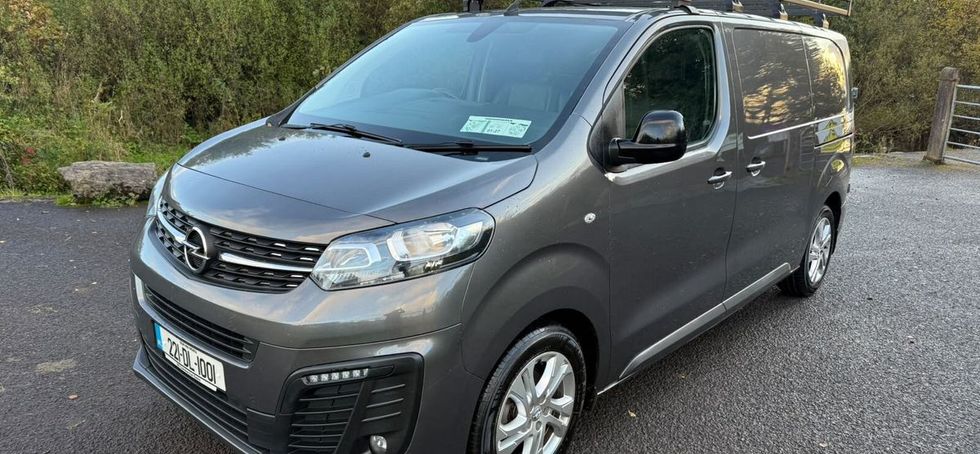 Opel Vivaro 2022
