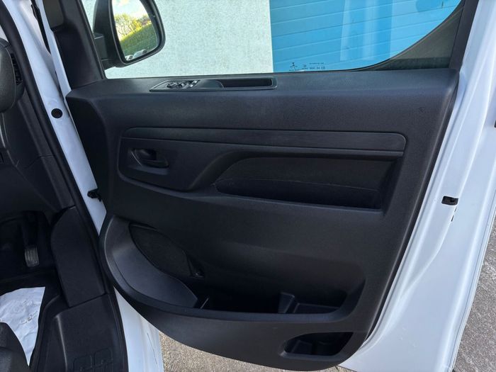 Opel Vivaro 2023