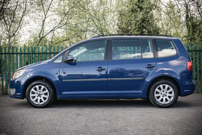 Volkswagen Touran 2011