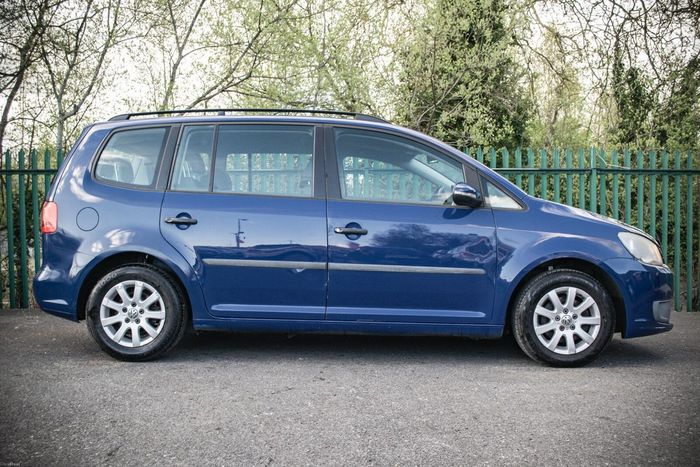 Volkswagen Touran 2011