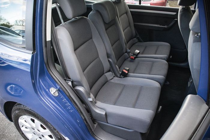 Volkswagen Touran 2011