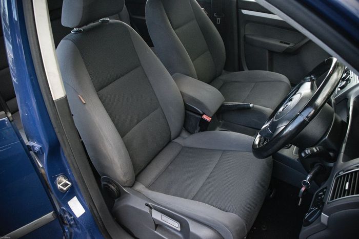 Volkswagen Touran 2011