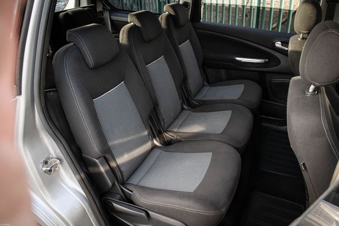 Ford Galaxy 2015