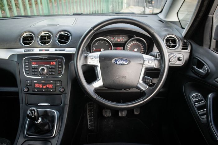 Ford Galaxy 2015