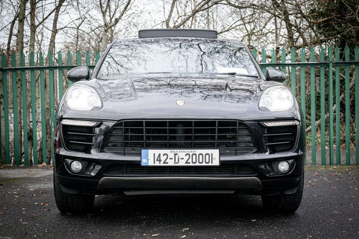 Porsche Macan 2014