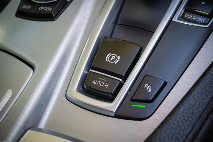 BMW 5 Series 2016