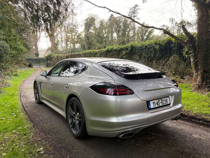 Porsche Panamera 2011