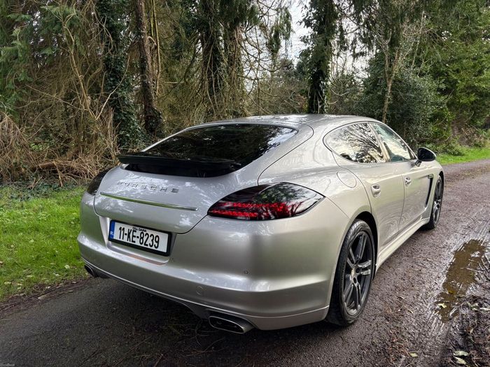 Porsche Panamera 2011