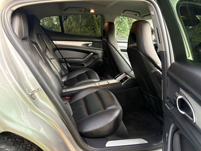 Porsche Panamera 2011