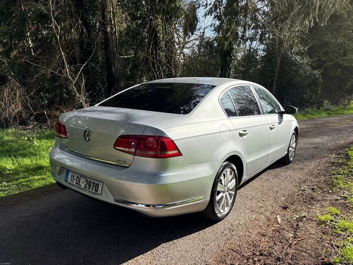 Volkswagen Passat 2011