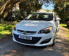 Opel Astra 2014