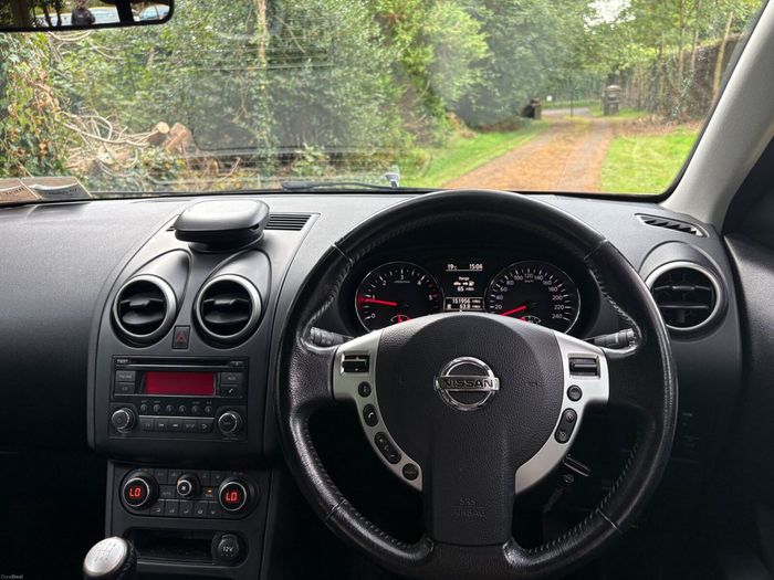 Nissan QASHQAI 2014
