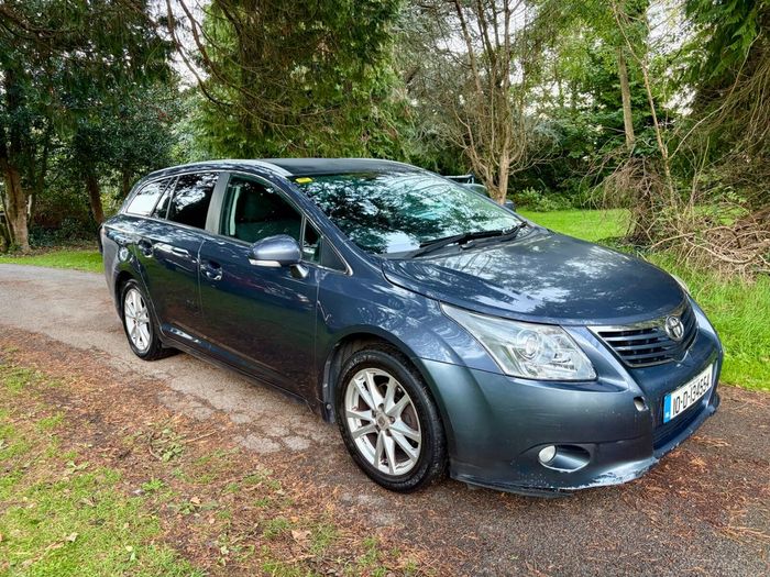 Toyota Avensis 2010