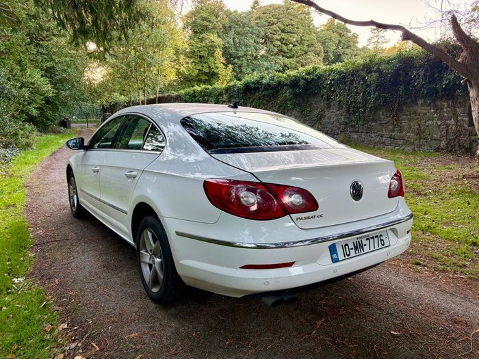 Volkswagen Passat 2010