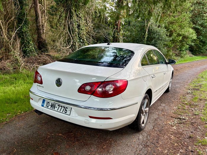 Volkswagen Passat 2010