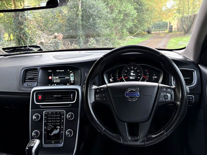 Volvo V60 2015