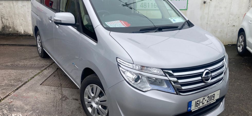 Nissan Serena 2016
