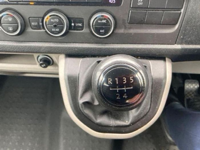 Volkswagen Caravelle 2019