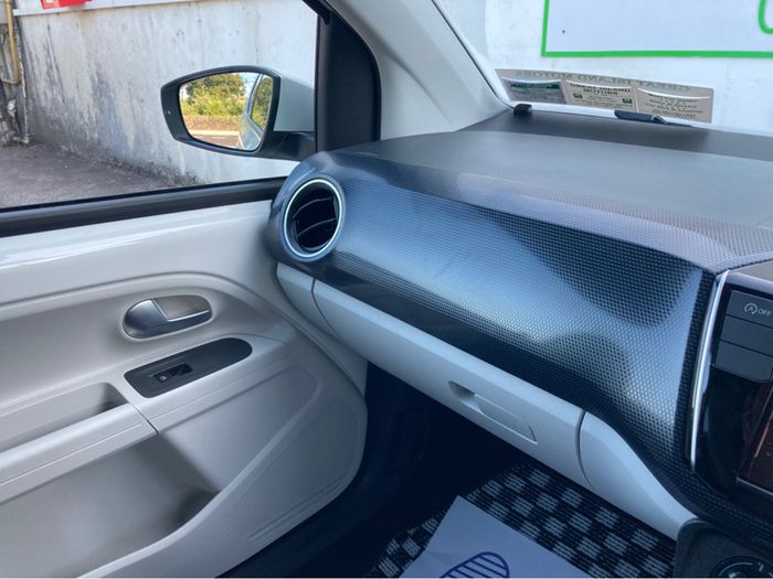 Volkswagen Up! 2018