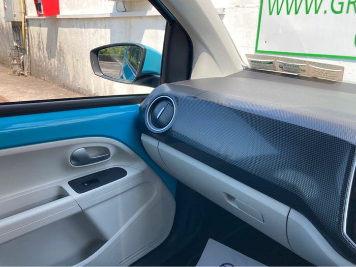 Volkswagen Up! 2019