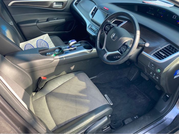 Honda Jade 2015