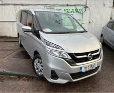 Nissan Serena 2017
