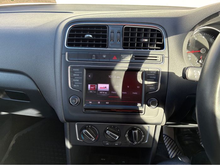 Volkswagen Polo 2015
