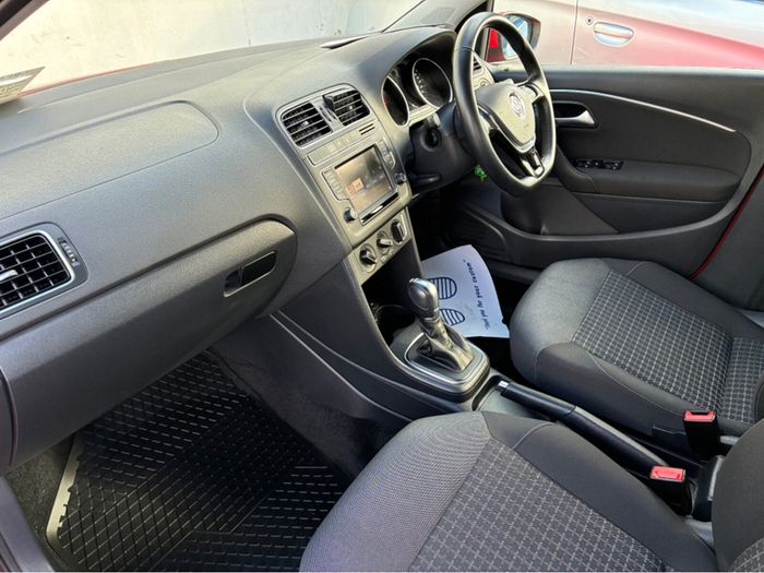 Volkswagen Polo 2015