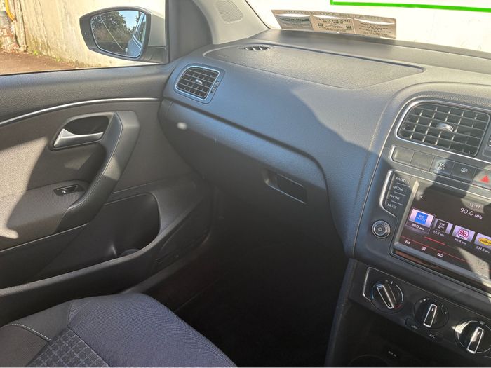 Volkswagen Polo 2015