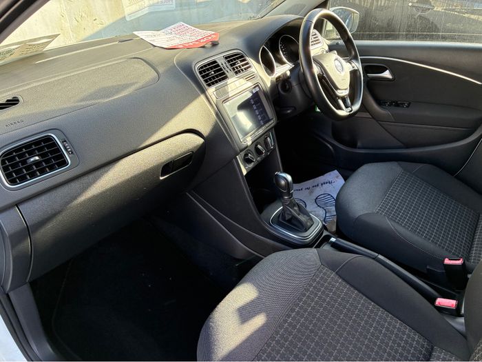 Volkswagen Polo 2015