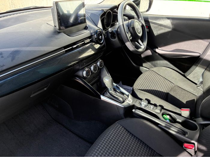 Mazda Demio 2017