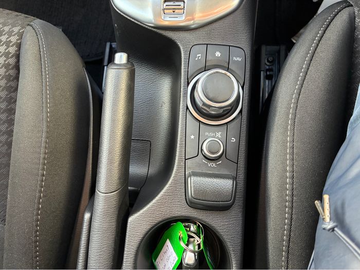 Mazda Demio 2017