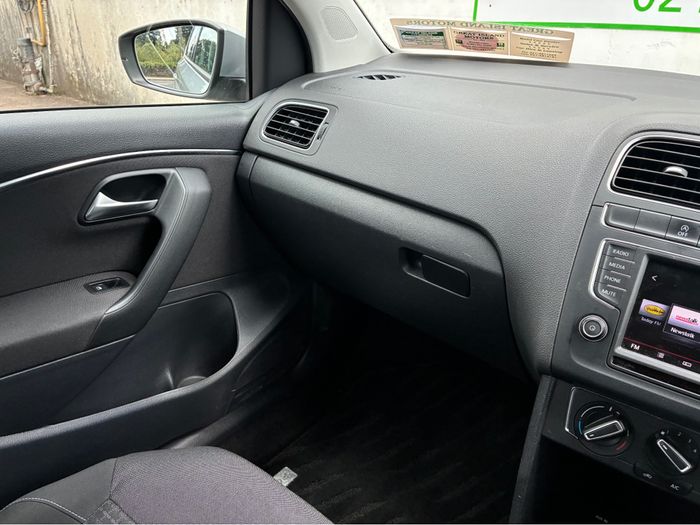 Volkswagen Polo 2015