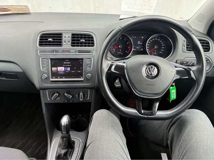Volkswagen Polo 2015