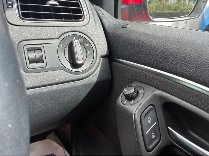 Volkswagen Polo 2015