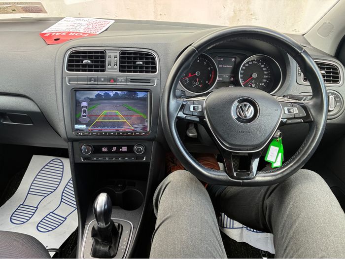 Volkswagen Polo 2015
