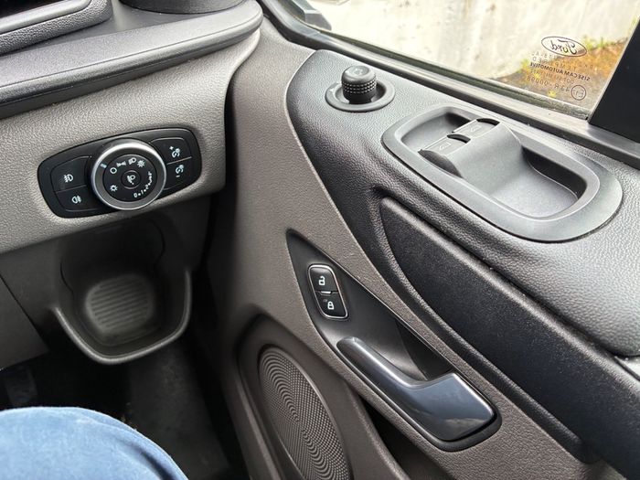 Ford Transit 2021