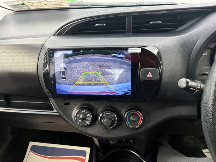 Toyota Yaris 2016