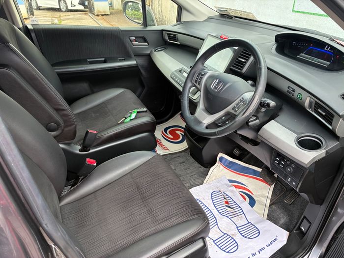 Honda Freed 2015