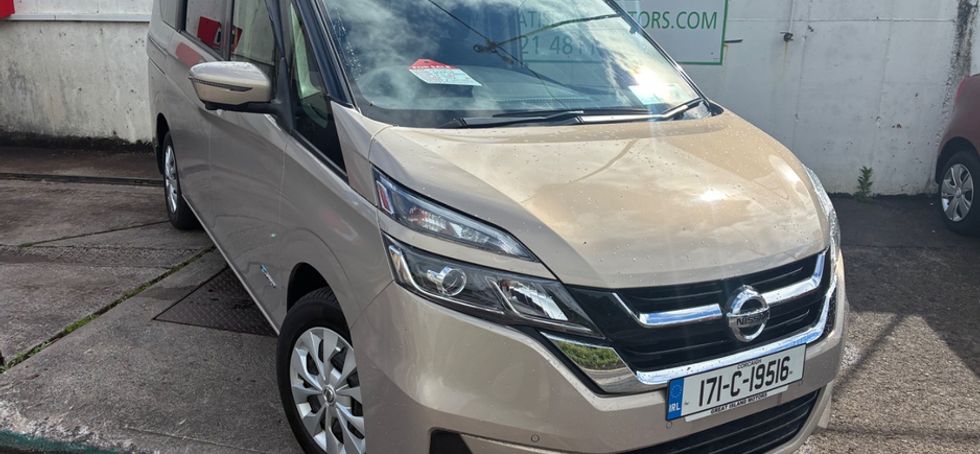 Nissan Serena 2017