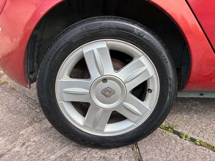 Renault Clio 2006