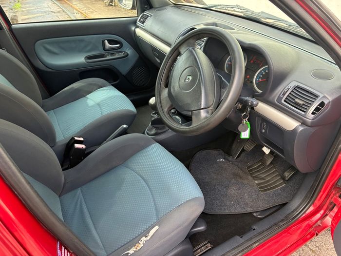Renault Clio 2006