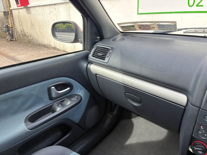 Renault Clio 2006