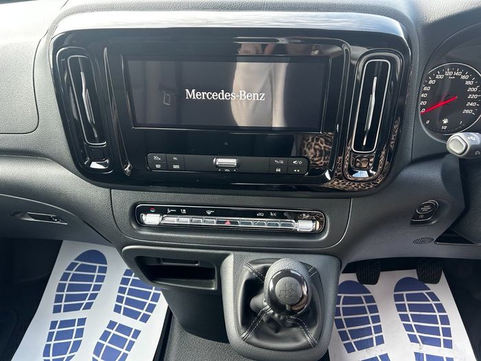 Mercedes-Benz Vito 2026