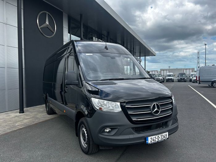 Mercedes-Benz Sprinter 2024
