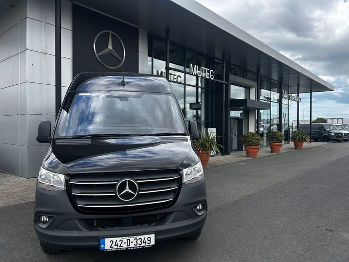 Mercedes-Benz Sprinter 2024